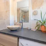 Le Calme Et Le Confort Des Sorbiers